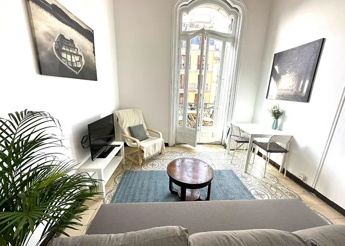 Barcelona Central Apartments