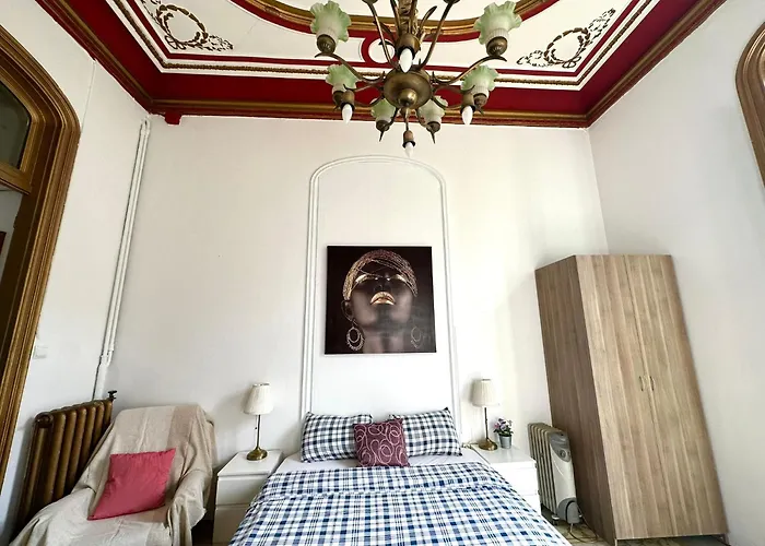 Barcelona Central Apartments